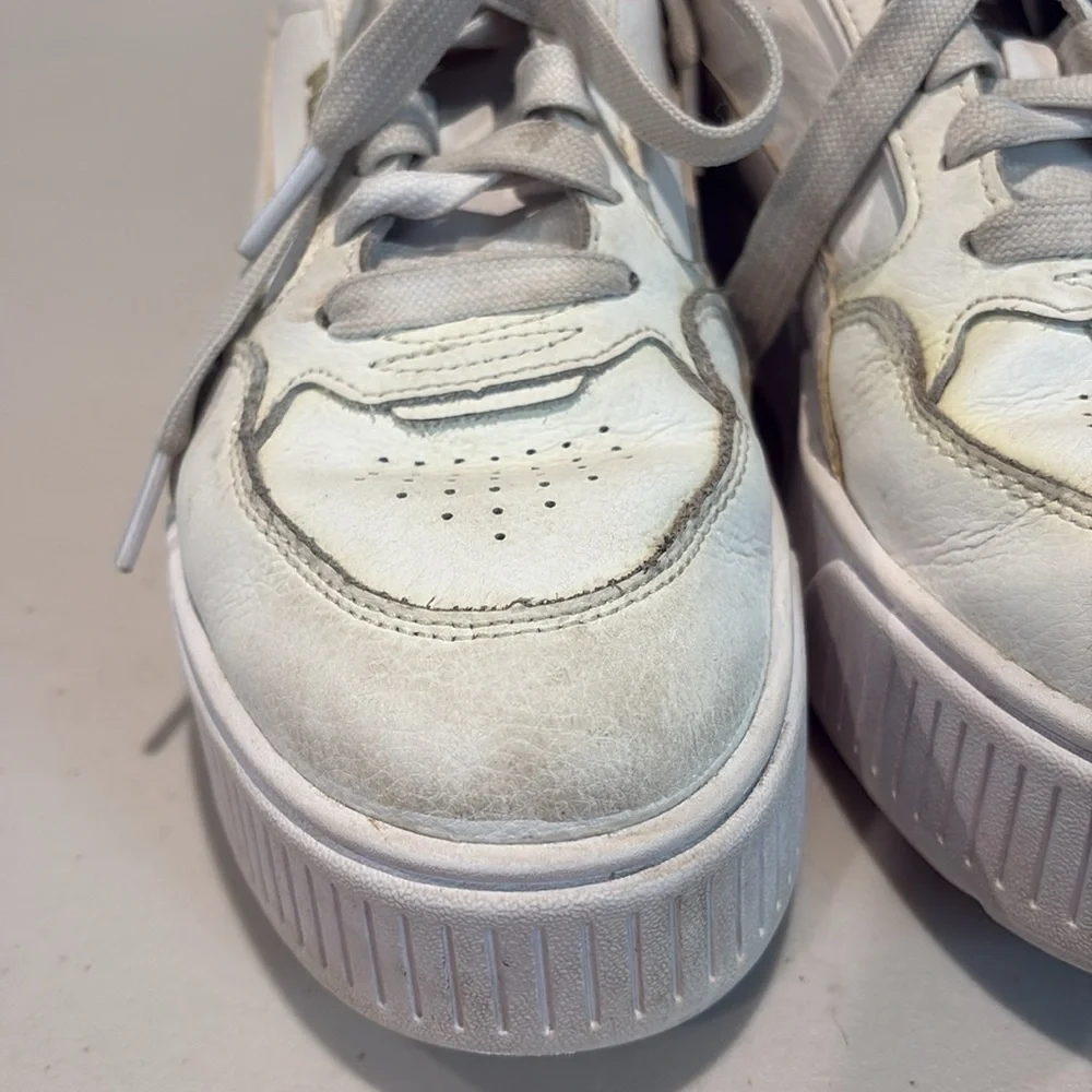 Puma - Karmen Rebelle women’s sneakers.  Platform sole. Size 9.  White